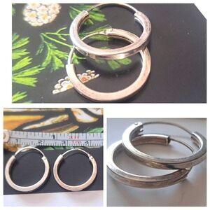 925 Sterling silver hoop earrings